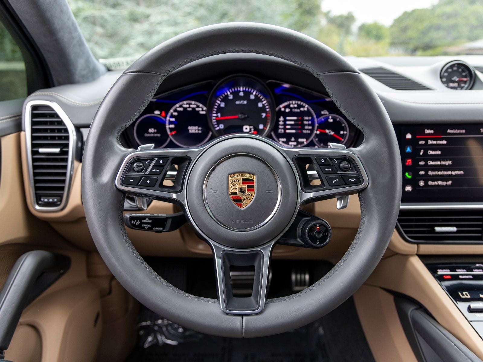 2023 Porsche Cayenne Cayenne GTS (MY23)