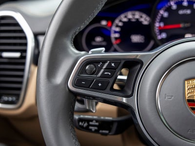 2023 Porsche Cayenne Cayenne GTS (MY23)
