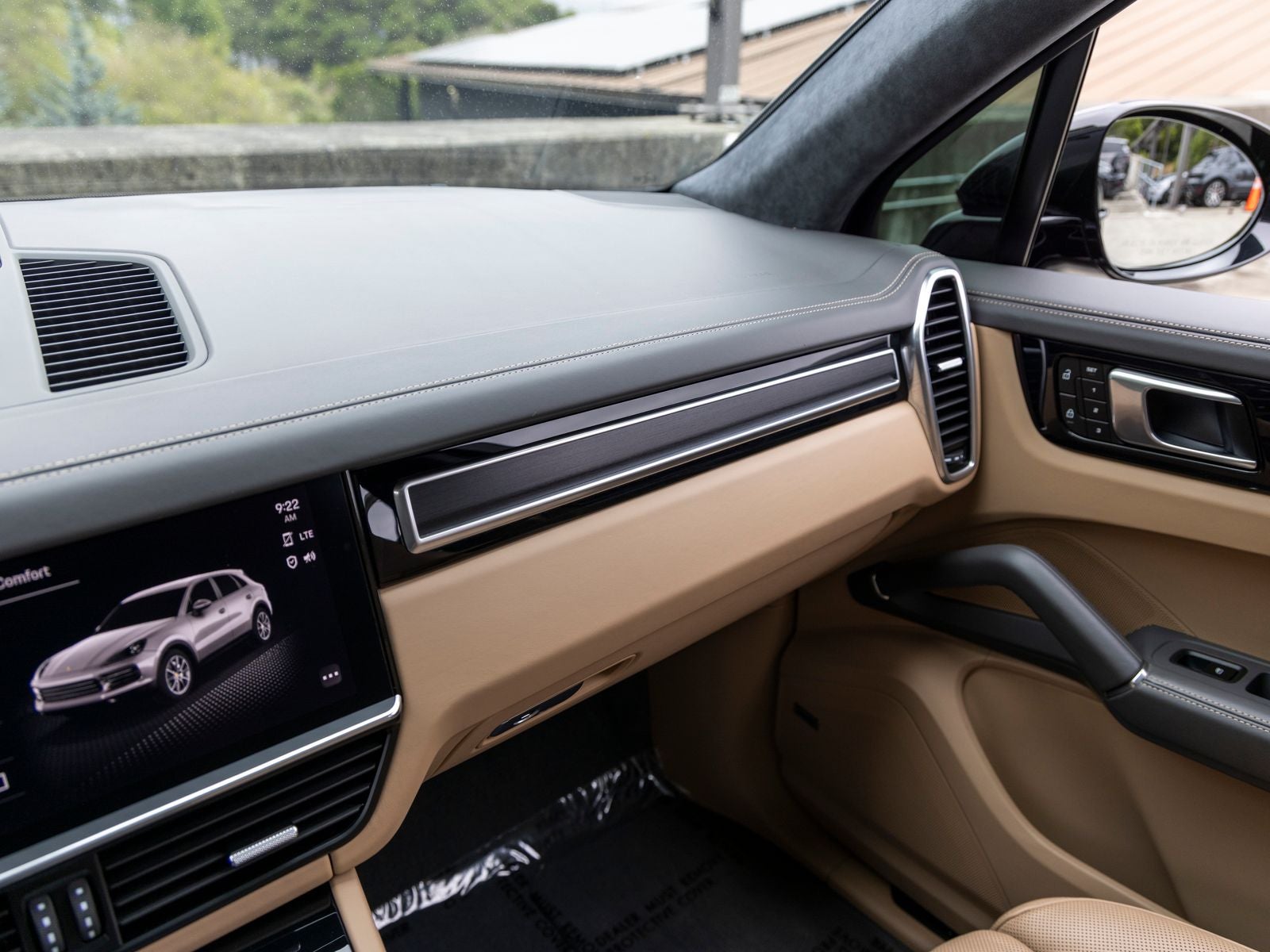2023 Porsche Cayenne Cayenne GTS (MY23)