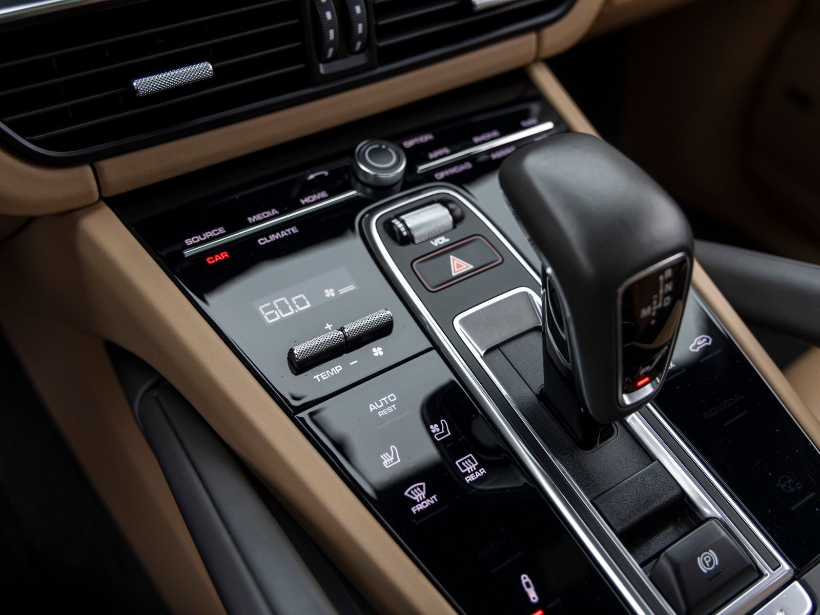 2023 Porsche Cayenne Cayenne GTS (MY23)