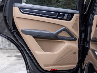 2023 Porsche Cayenne Cayenne GTS (MY23)