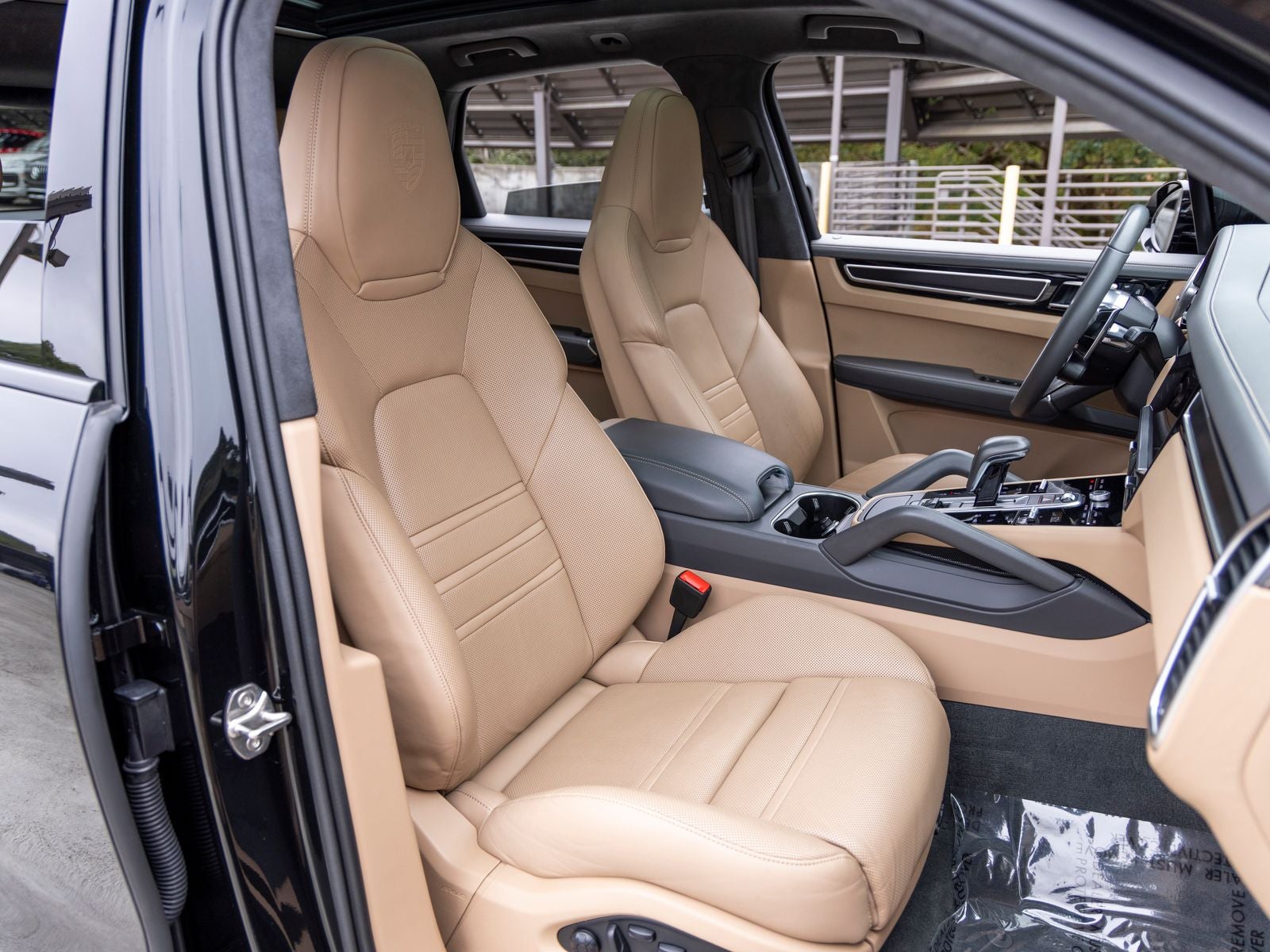 2023 Porsche Cayenne Cayenne GTS (MY23)