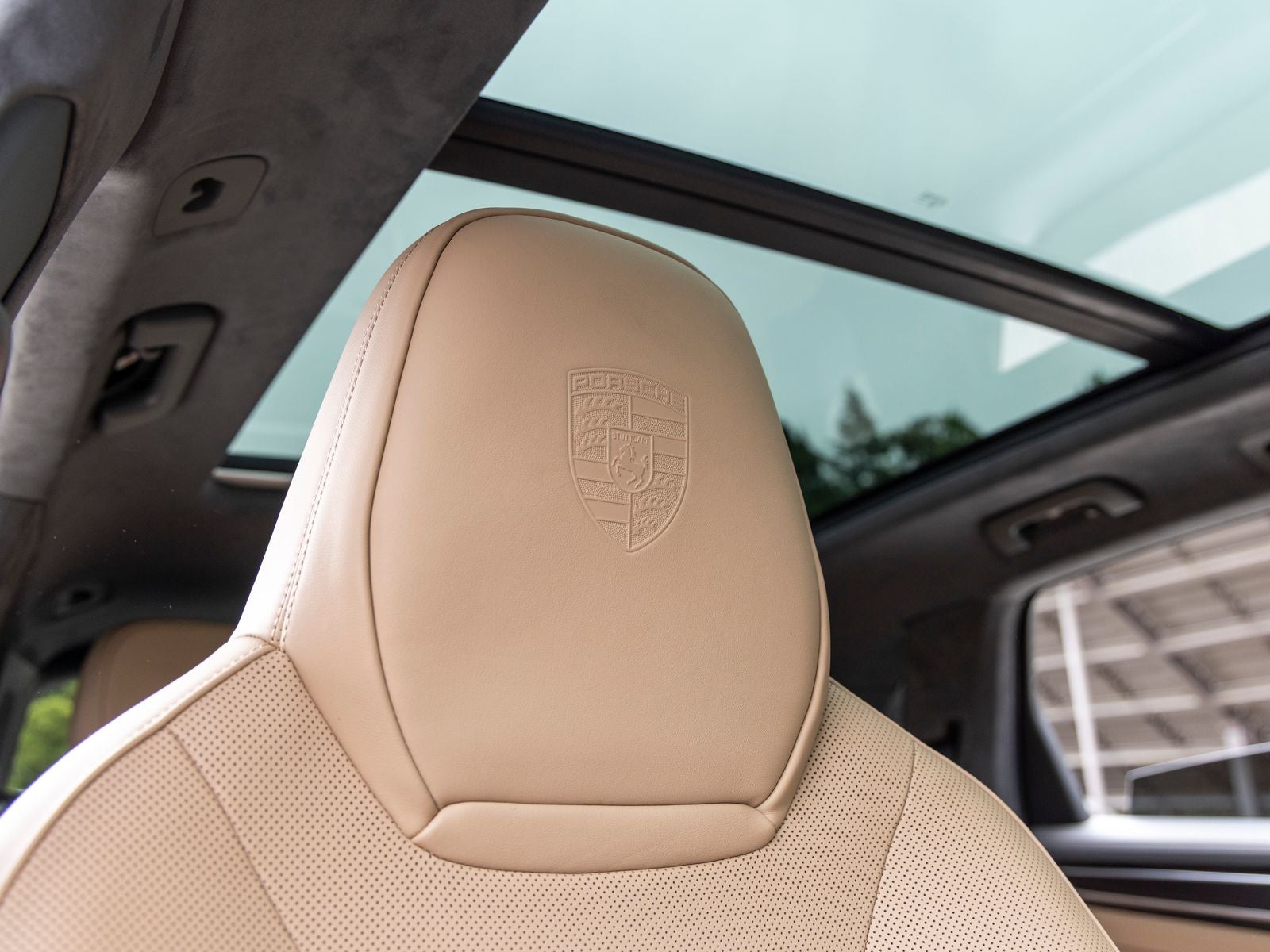 2023 Porsche Cayenne Cayenne GTS (MY23)
