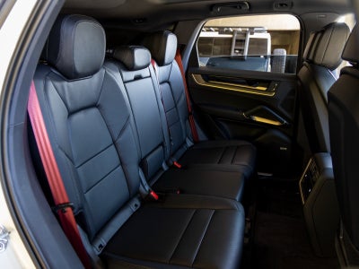 2025 Porsche Cayenne Cayenne S