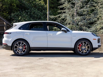 2026 Porsche Cayenne S E-Hybrid