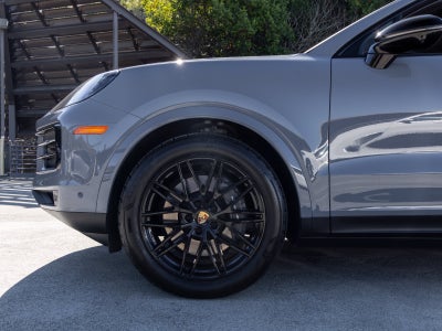 2024 Porsche Cayenne Coupe Base