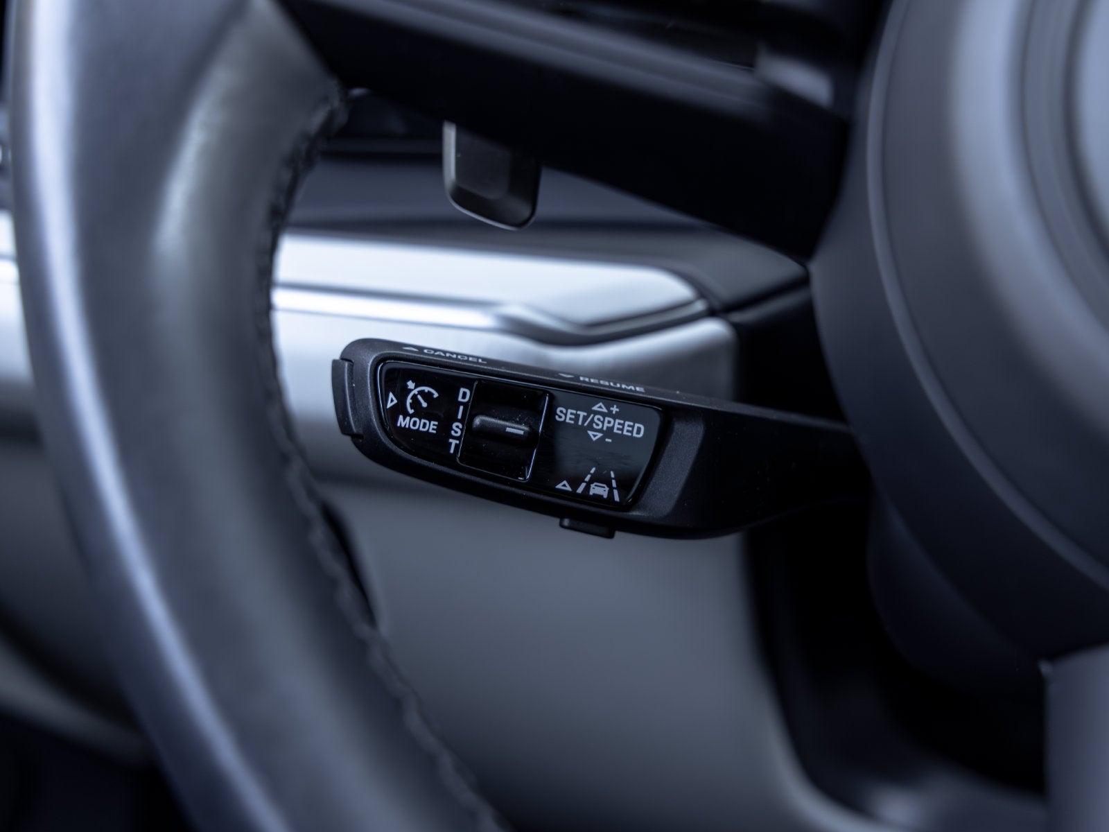 2024 Porsche Cayenne Coupe Base