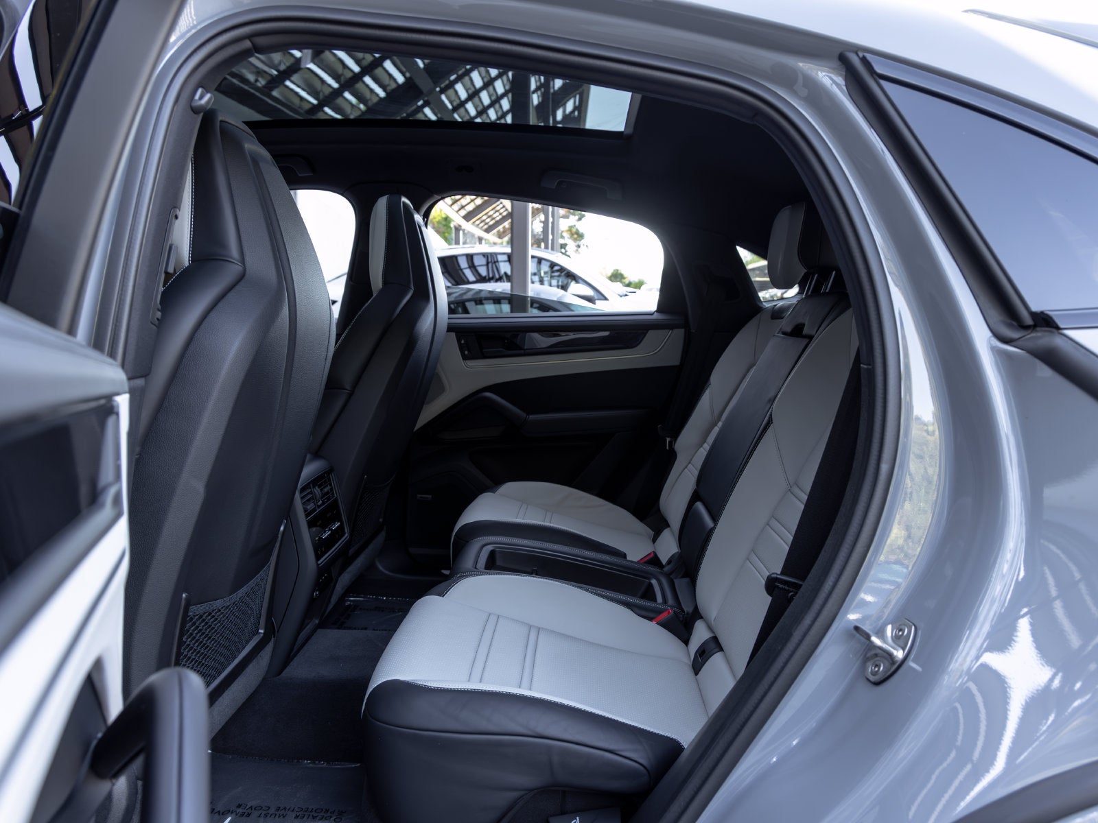 2024 Porsche Cayenne Coupe Base