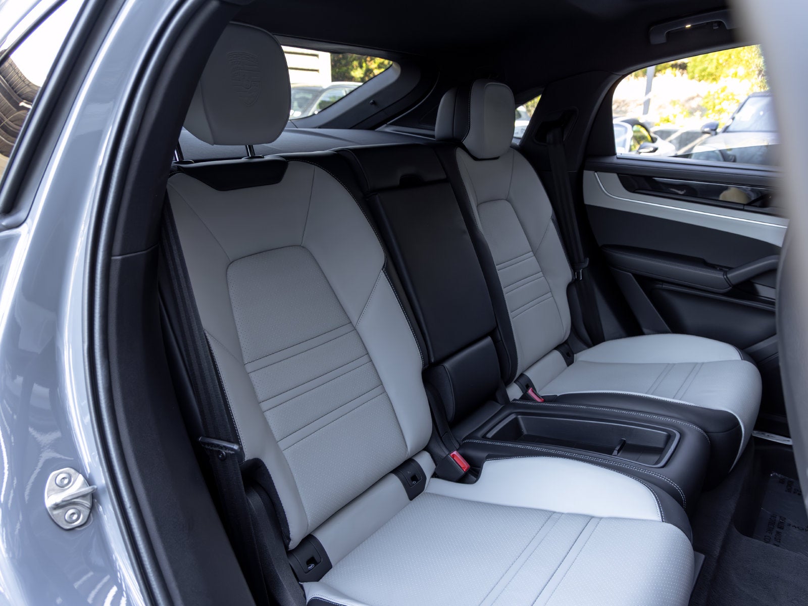 2024 Porsche Cayenne Coupe Base