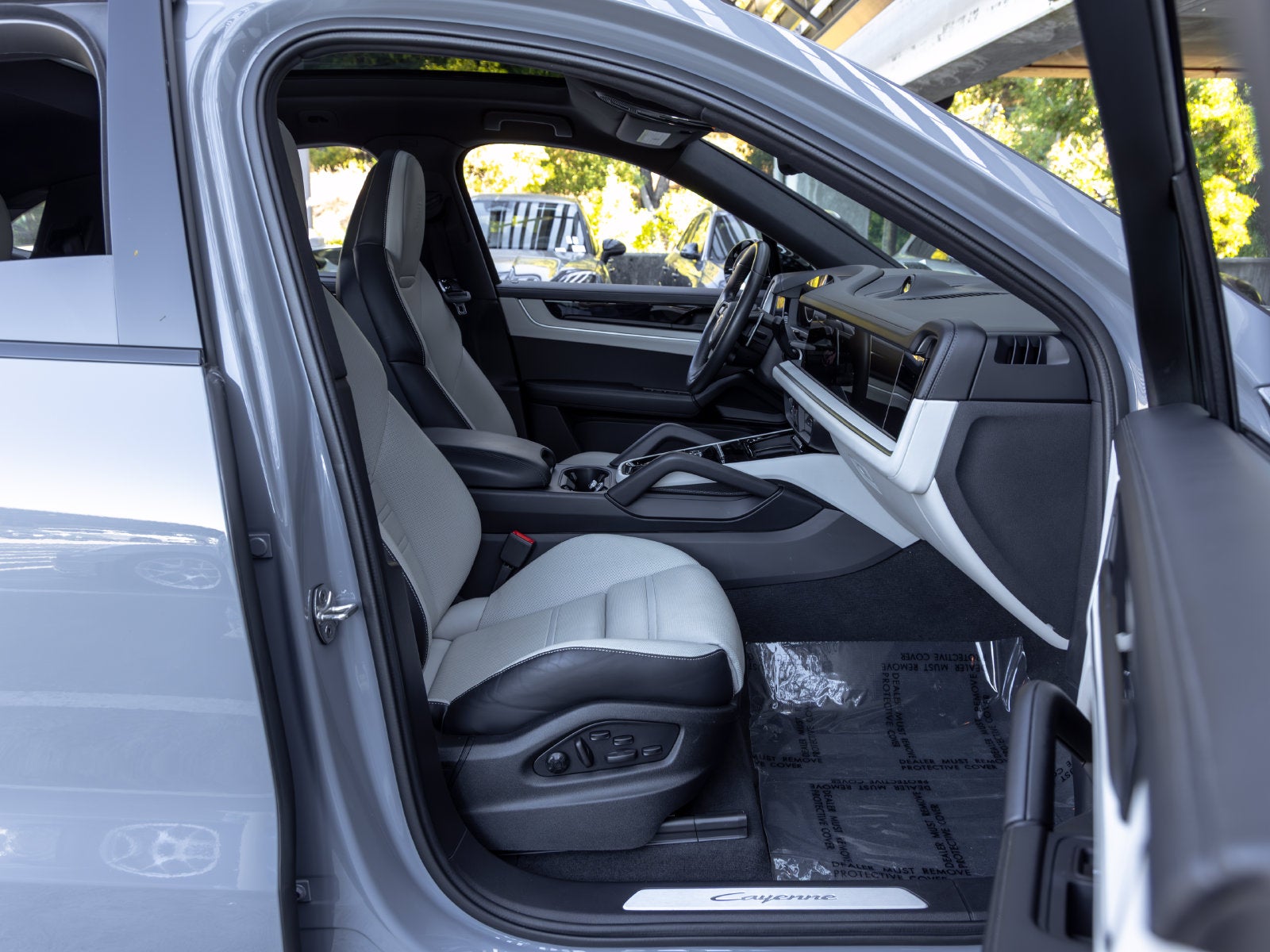 2024 Porsche Cayenne Coupe Base