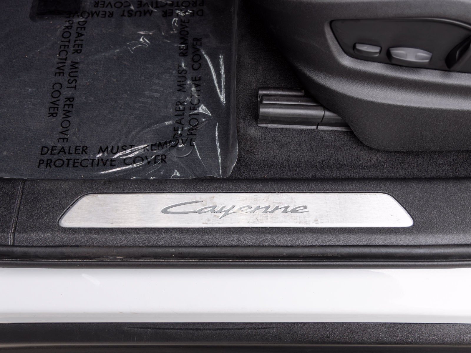 2026 Porsche Cayenne Coupe Base