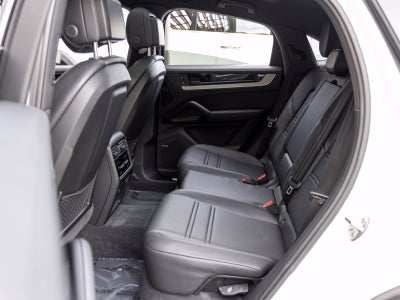 2026 Porsche Cayenne Coupe Base