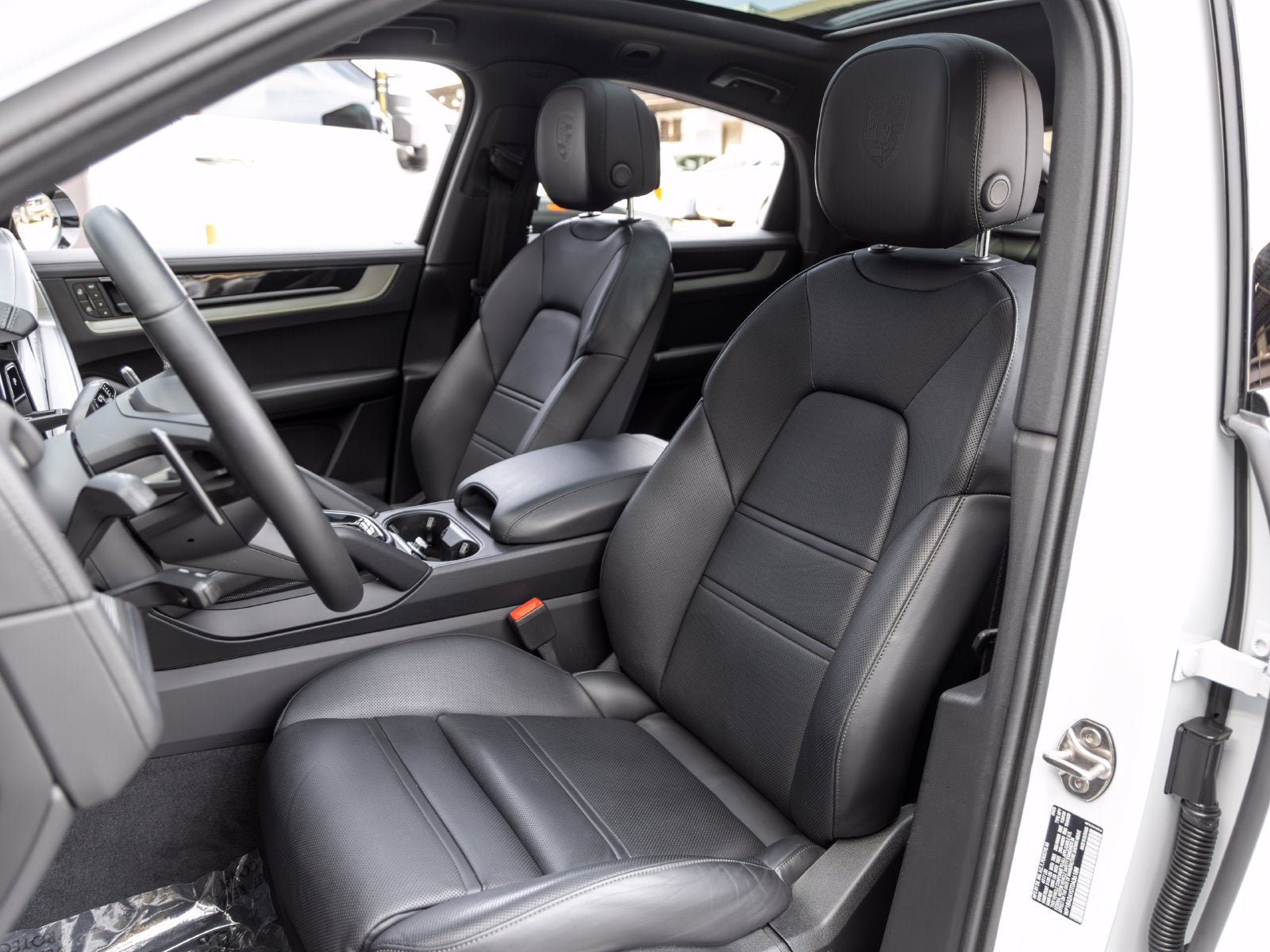 2026 Porsche Cayenne Coupe Base