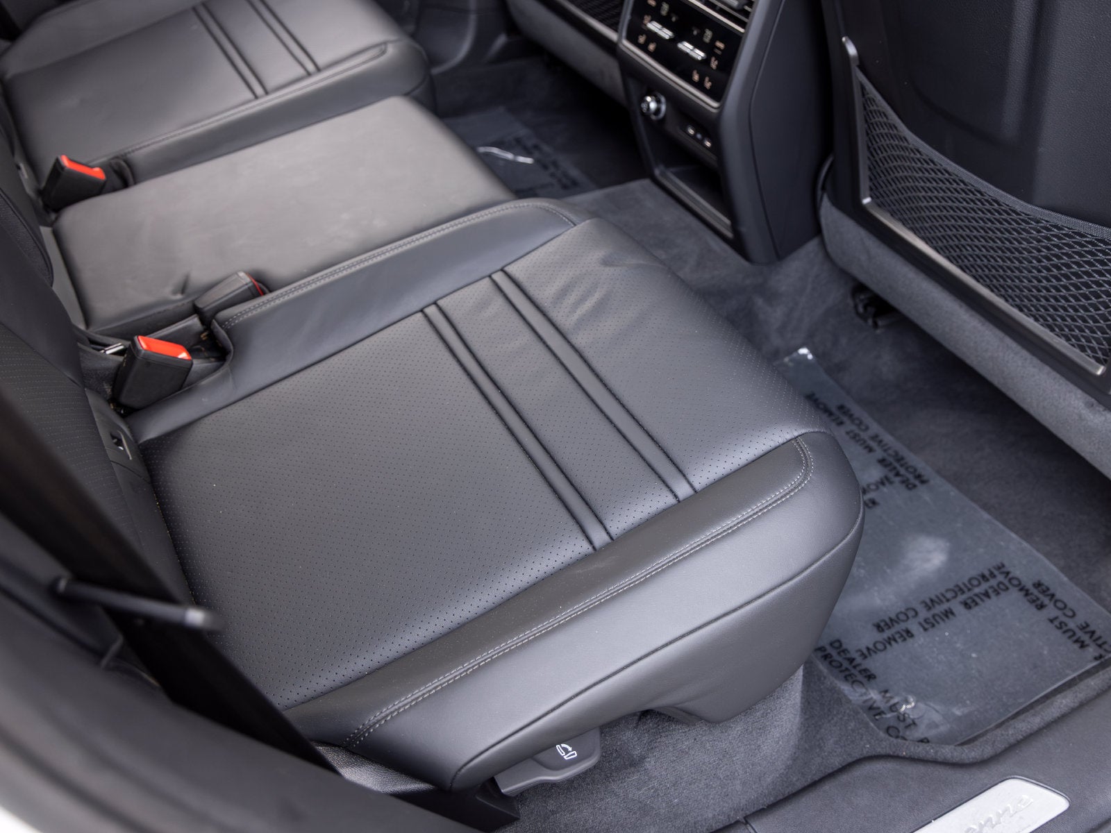 2026 Porsche Cayenne Coupe Base