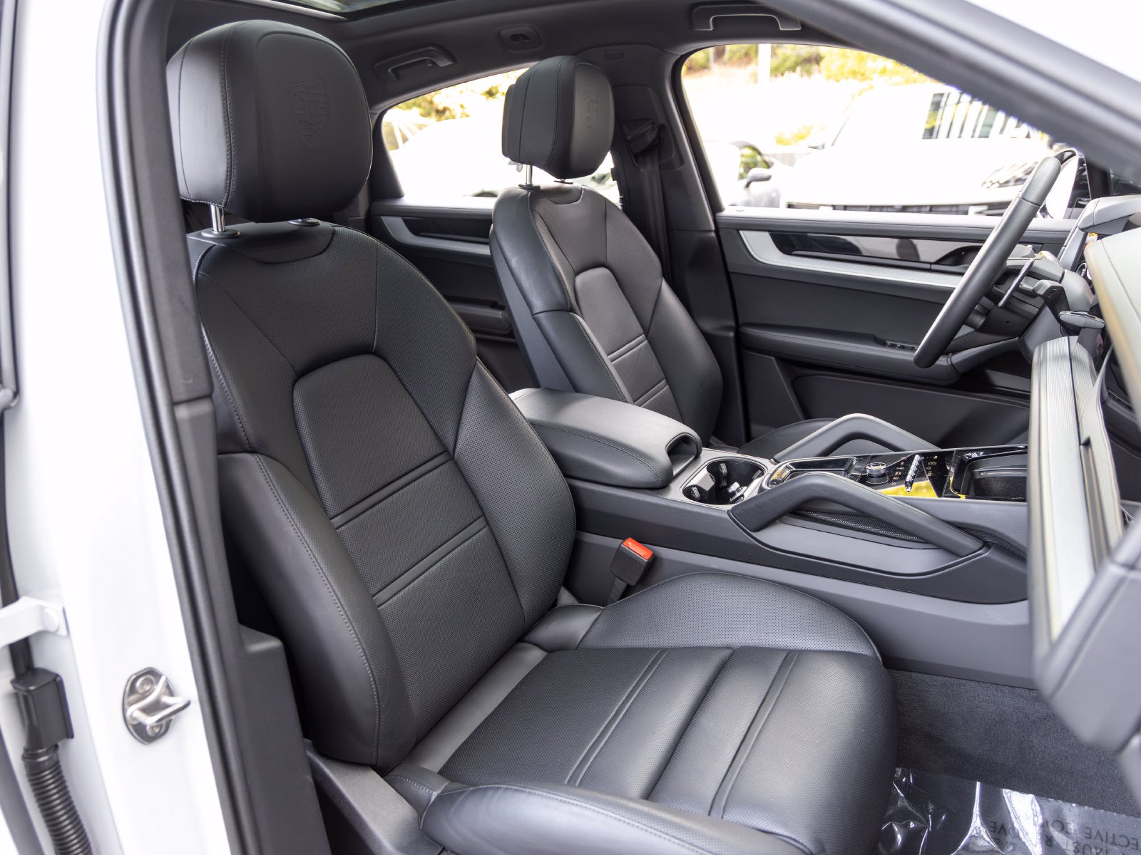 2026 Porsche Cayenne Coupe Base