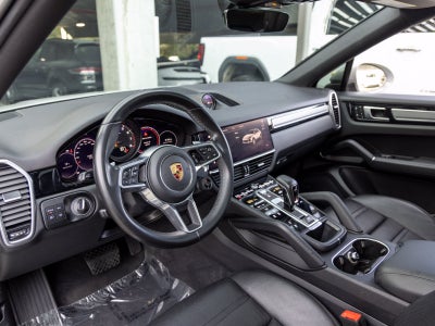 2022 Porsche Cayenne Cayenne Coupe Platinum Edition
