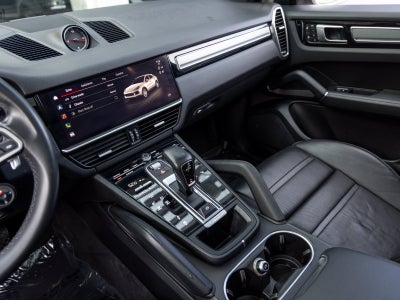 2022 Porsche Cayenne Cayenne Coupe Platinum Edition