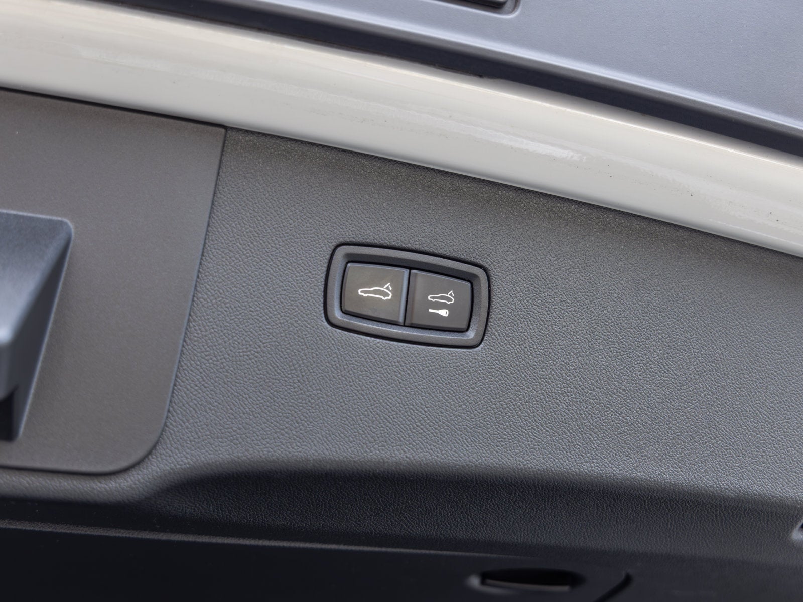 2022 Porsche Cayenne Cayenne Coupe Platinum Edition