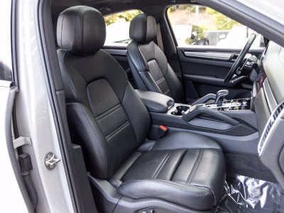 2022 Porsche Cayenne Cayenne Coupe Platinum Edition