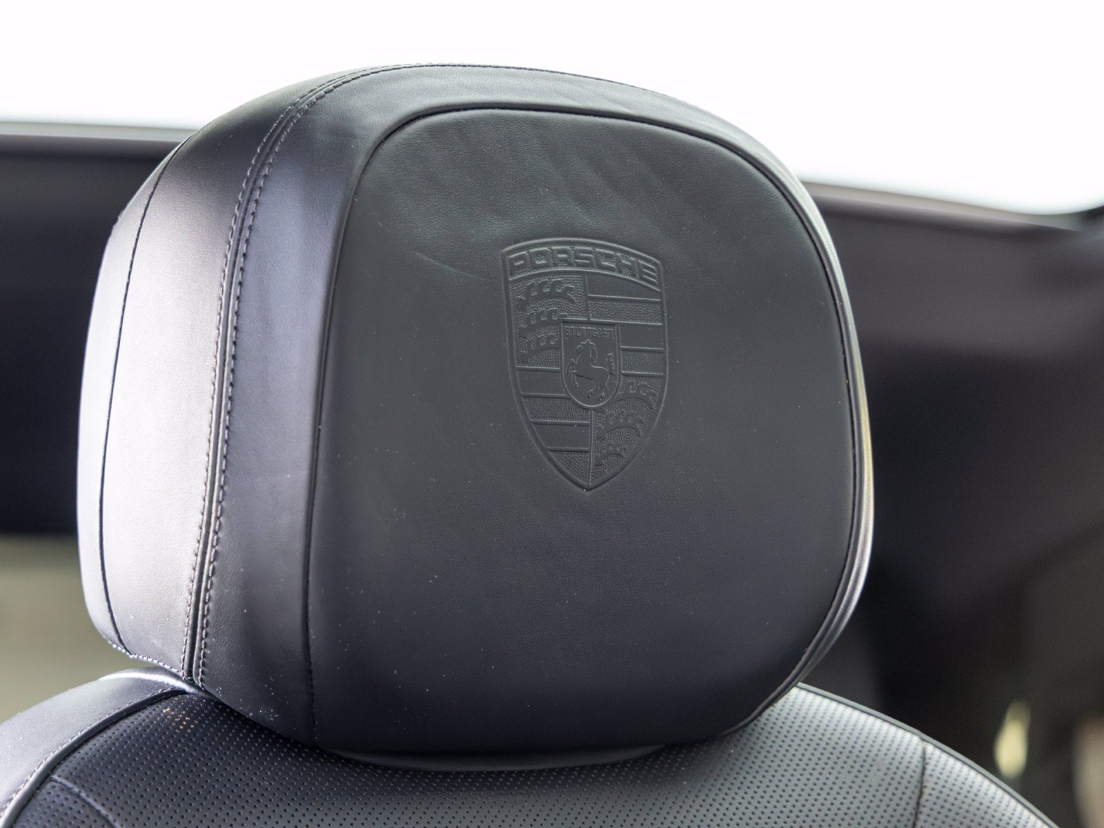 2022 Porsche Cayenne Cayenne Coupe Platinum Edition