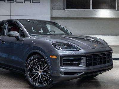 2025 Porsche Cayenne Coupe Base