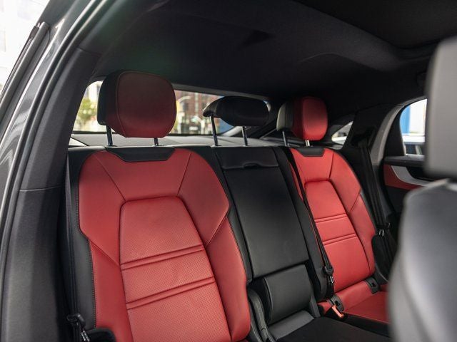 2025 Porsche Cayenne Coupe Base