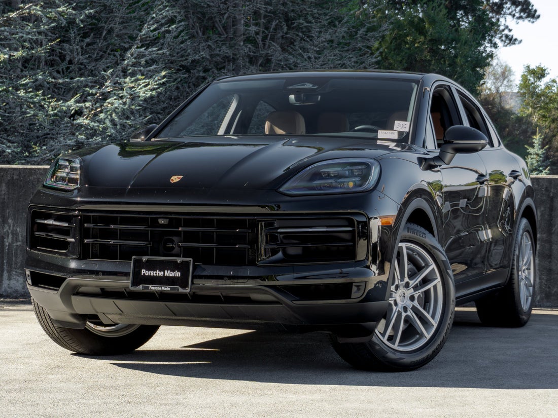 2026 Porsche Cayenne Coupe — photo 1 of 58