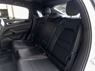 2021 Porsche Cayenne Cayenne Coupe