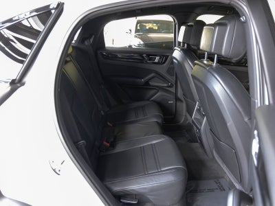 2021 Porsche Cayenne Cayenne Coupe