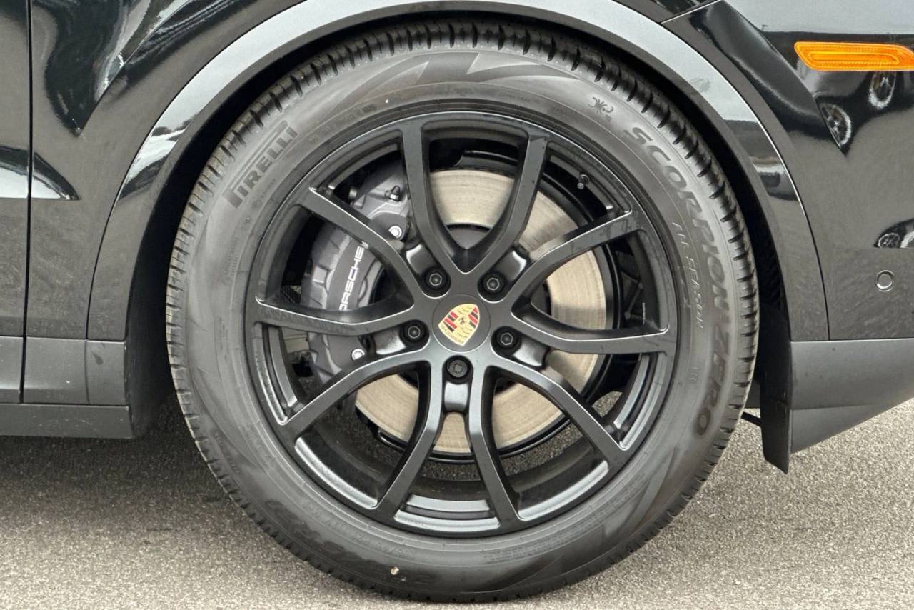 2026 Porsche Cayenne Cayenne Coupe