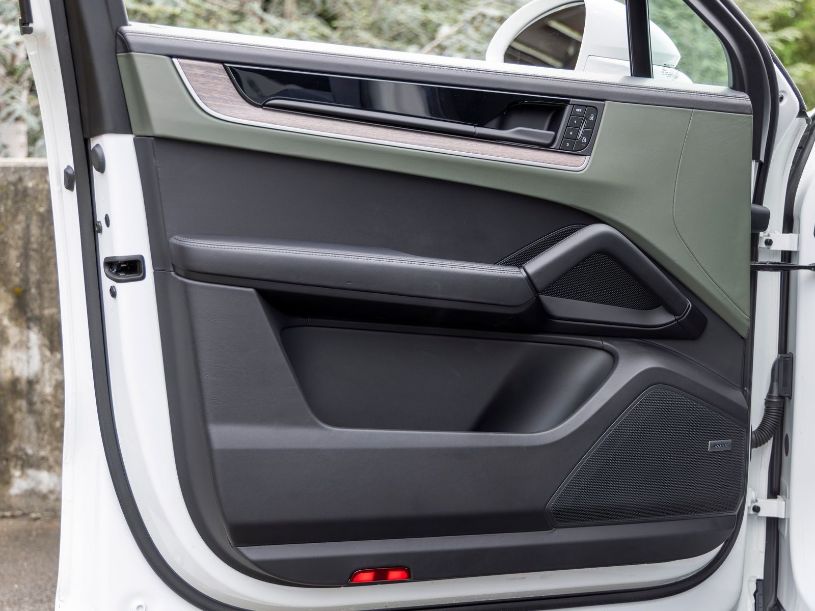 2024 Porsche Cayenne Coupe