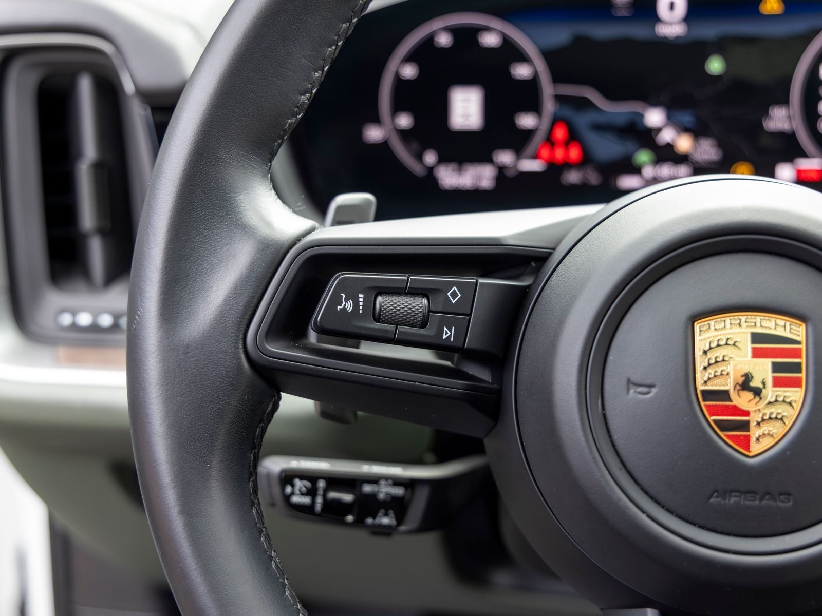 2024 Porsche Cayenne Coupe