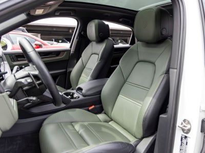 2024 Porsche Cayenne Coupe