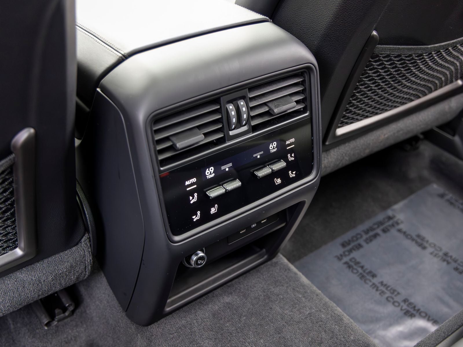 2024 Porsche Cayenne Coupe