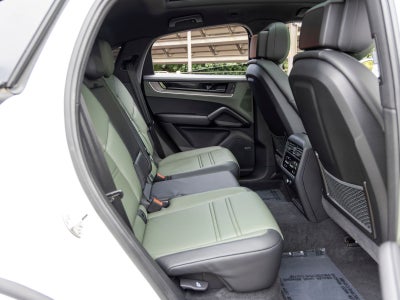 2024 Porsche Cayenne Coupe