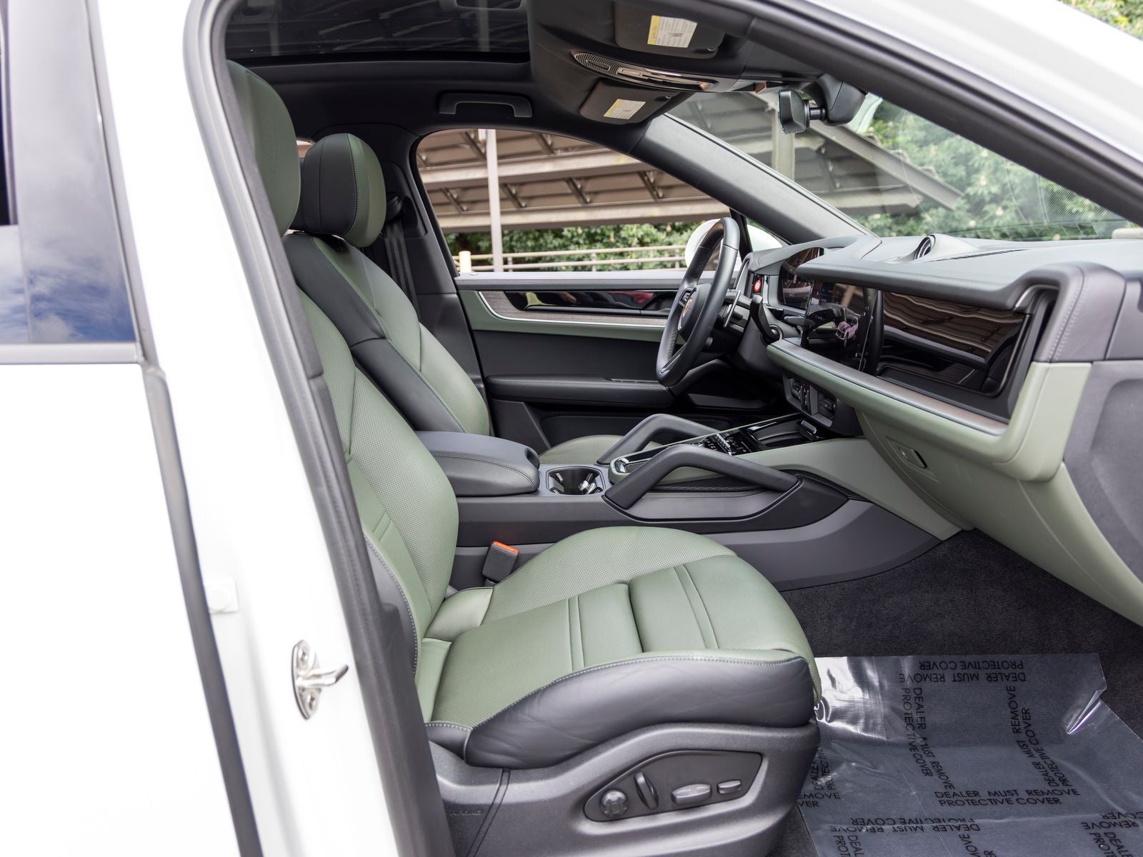 2024 Porsche Cayenne Coupe