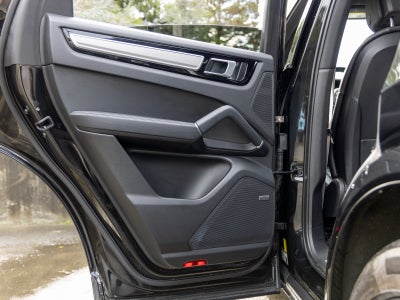 2023 Porsche Cayenne Cayenne Coupe Platinum Edition