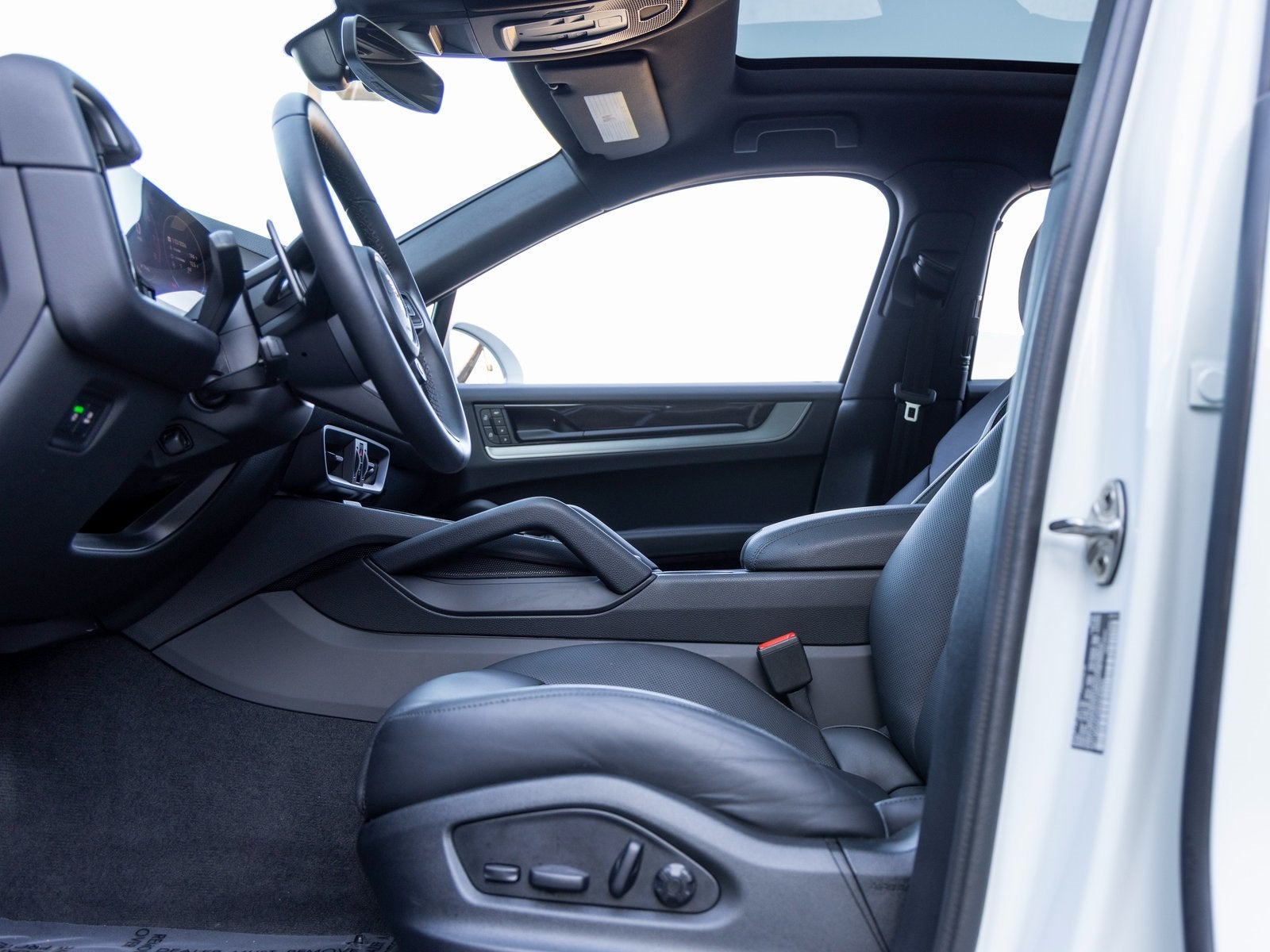 2025 Porsche Cayenne Cayenne Coupe