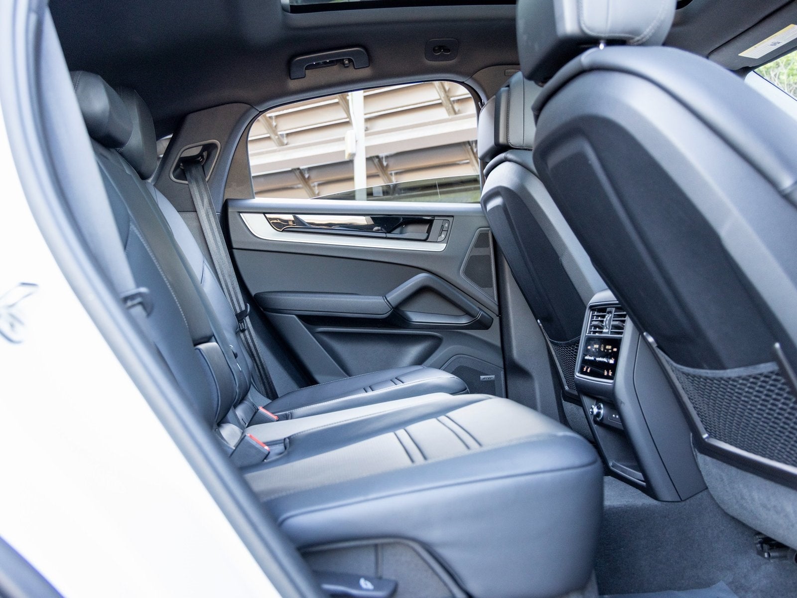 2025 Porsche Cayenne Cayenne Coupe