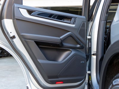 2026 Porsche Cayenne Cayenne Coupe