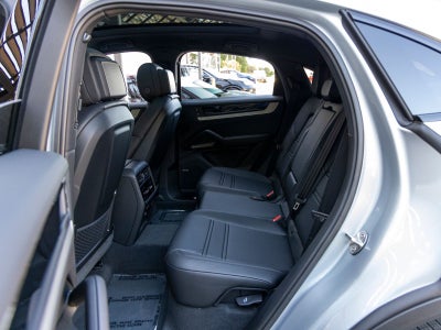 2026 Porsche Cayenne Cayenne Coupe