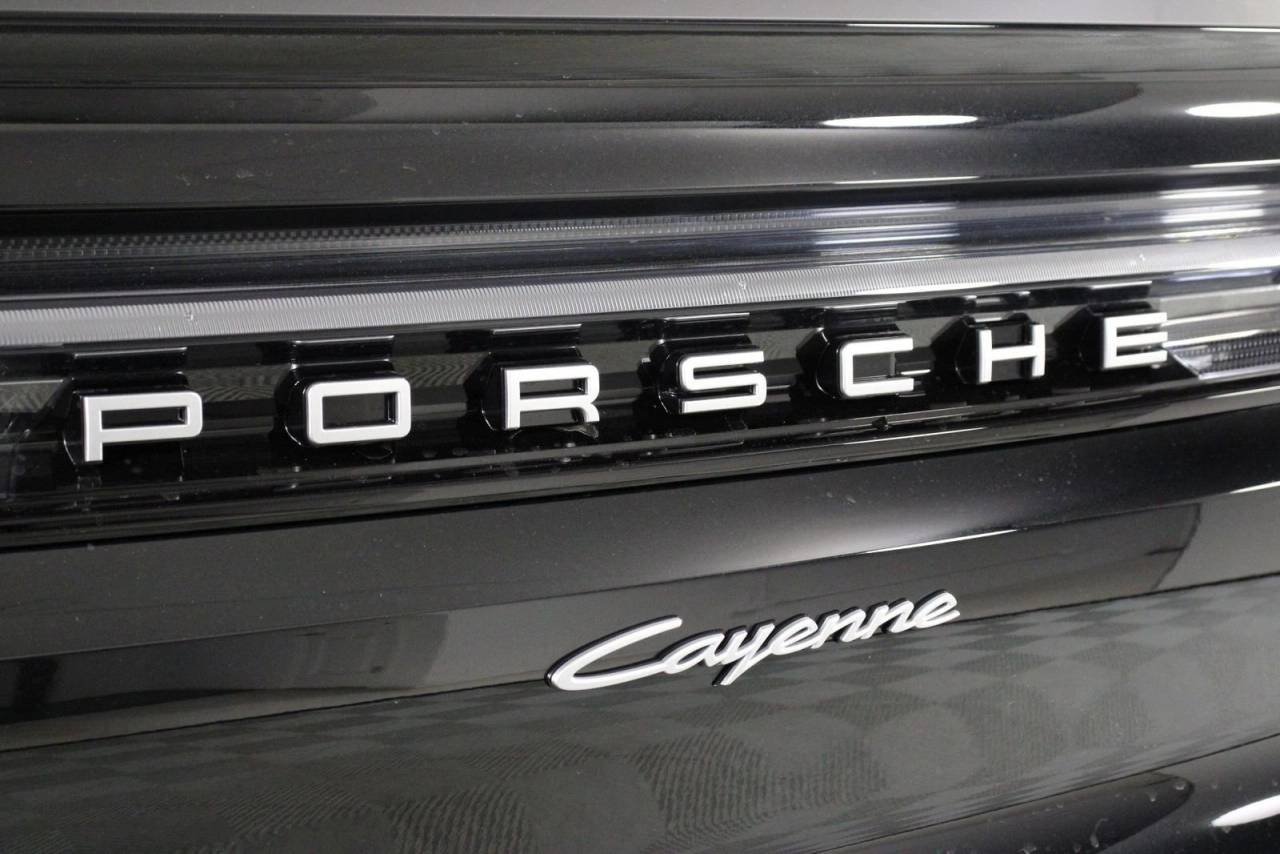 2026 Porsche Cayenne E-Hybrid Coupe