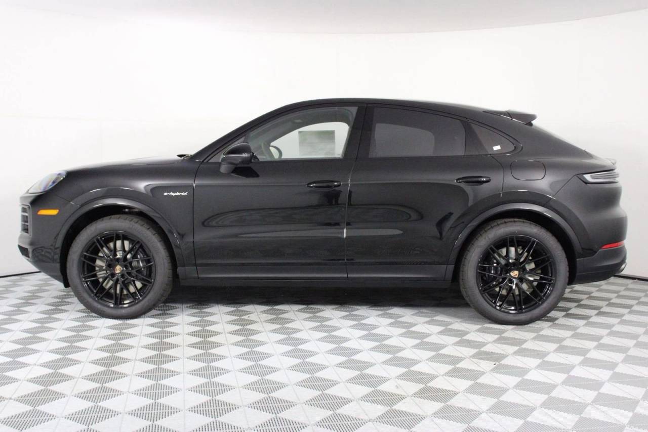 2026 Porsche Cayenne E-Hybrid Coupe