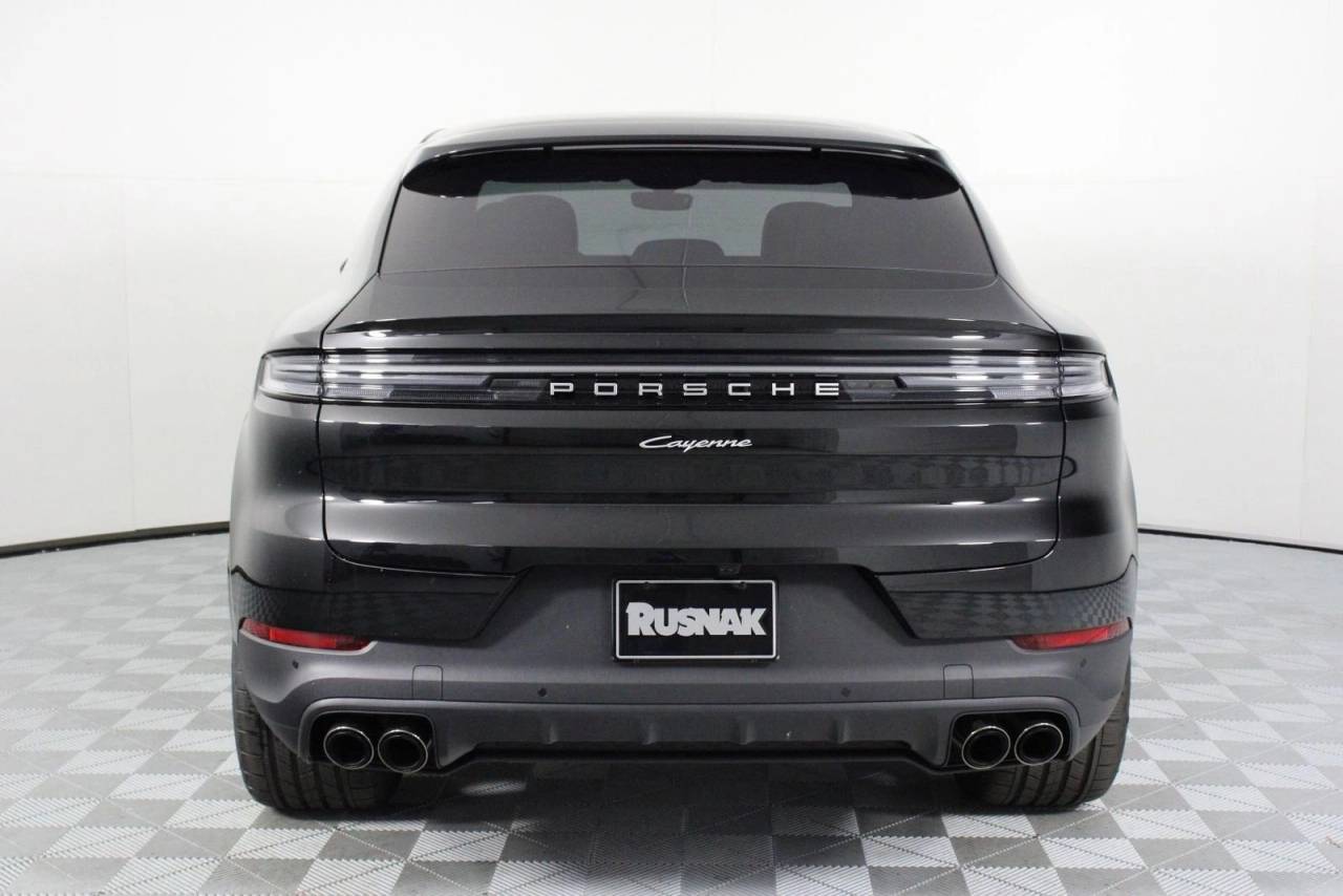 2026 Porsche Cayenne E-Hybrid Coupe