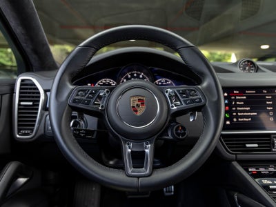 2023 Porsche Cayenne Turbo Coupe