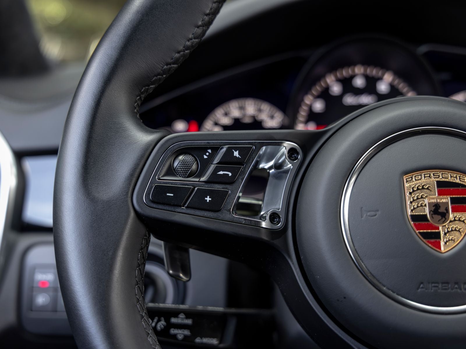 2023 Porsche Cayenne Turbo Coupe
