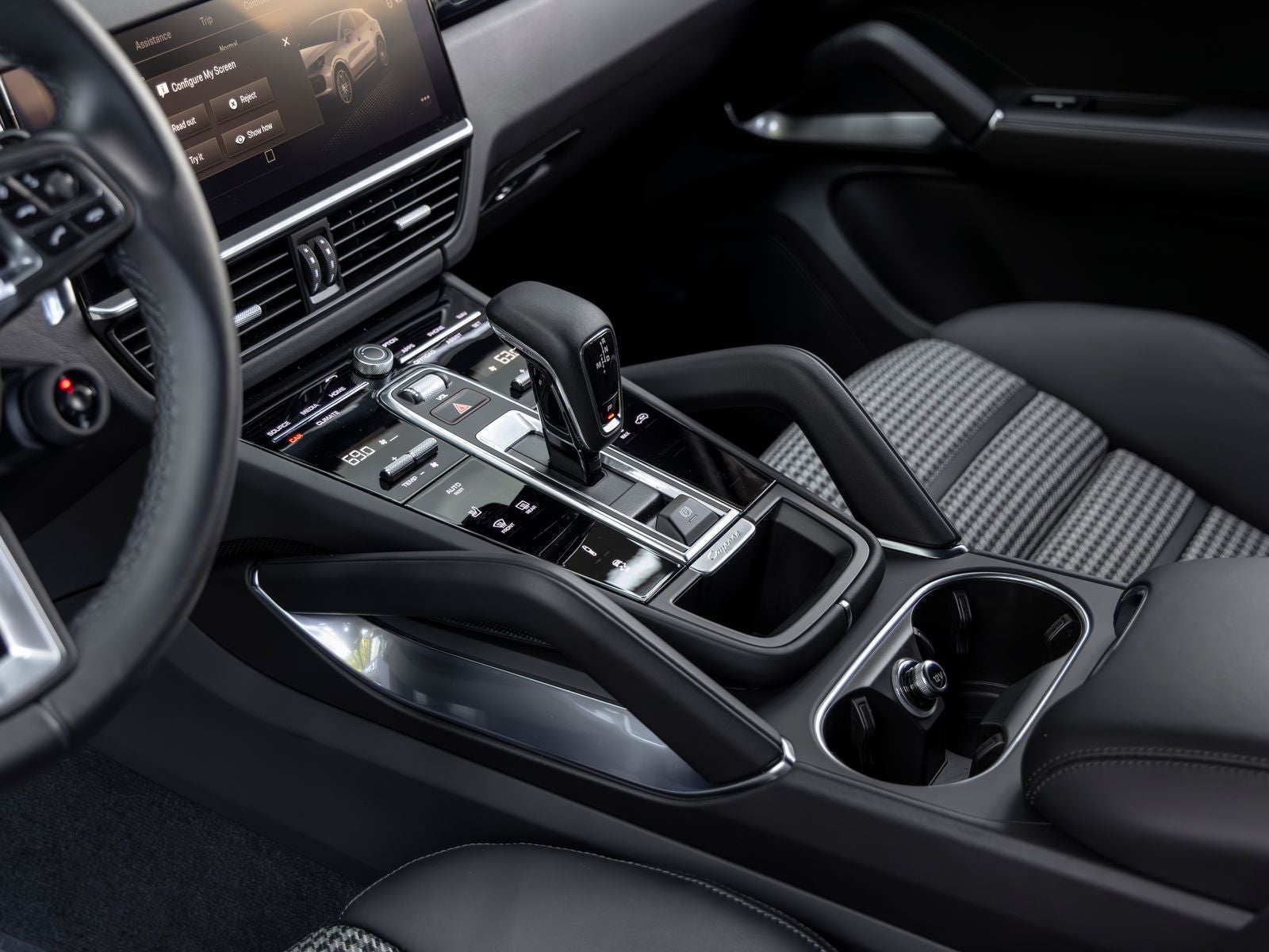 2023 Porsche Cayenne Turbo Coupe