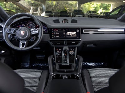 2023 Porsche Cayenne Turbo Coupe