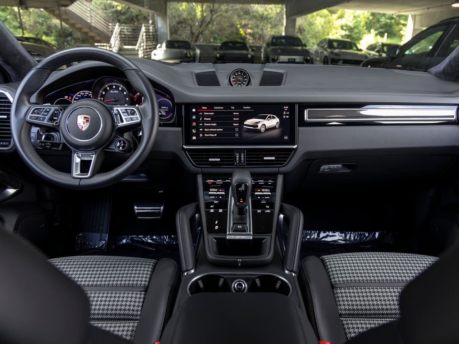 2023 Porsche Cayenne Turbo Coupe