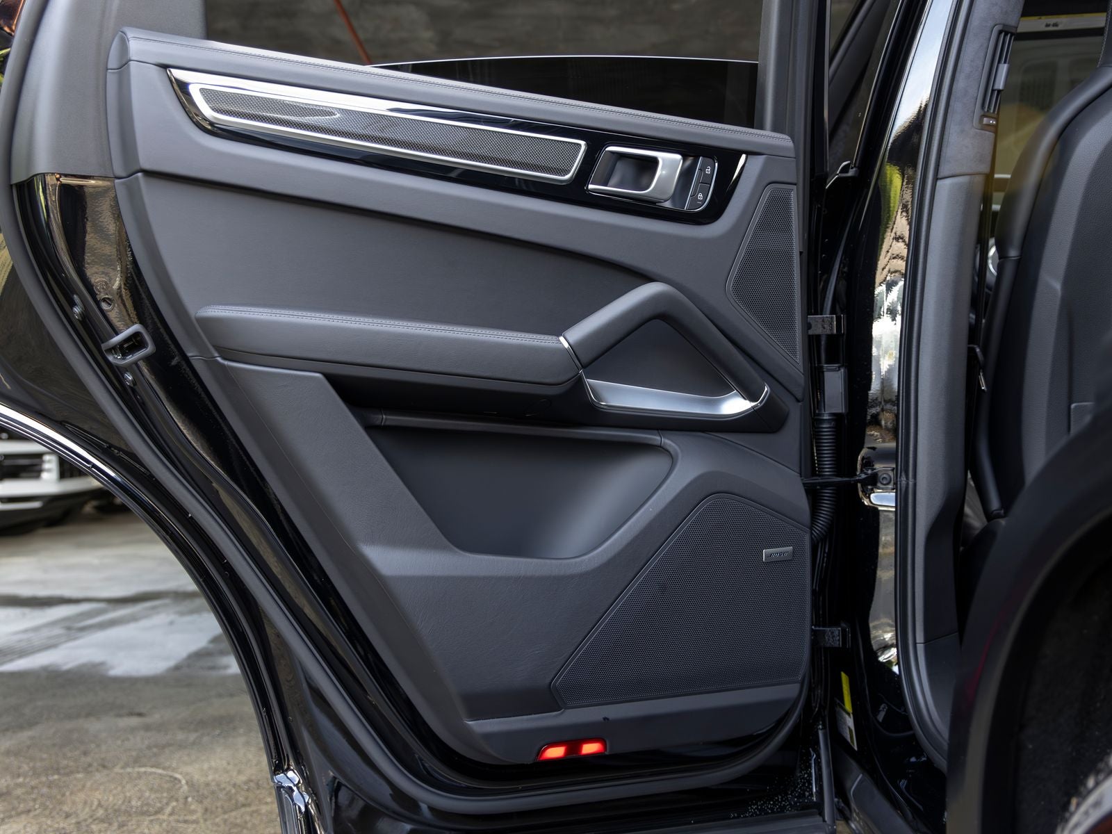 2023 Porsche Cayenne Turbo Coupe